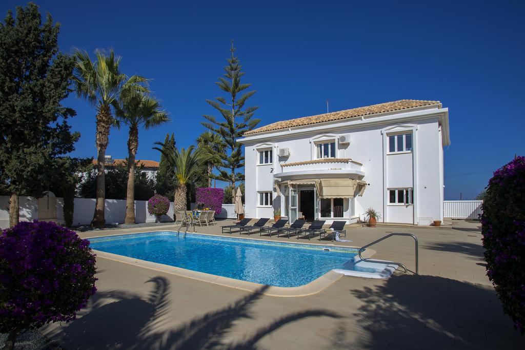 Villa Georgia Pernera Екстер'єр фото