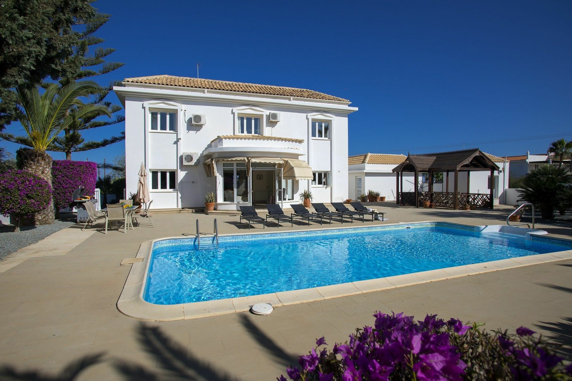Villa Georgia Pernera Екстер'єр фото