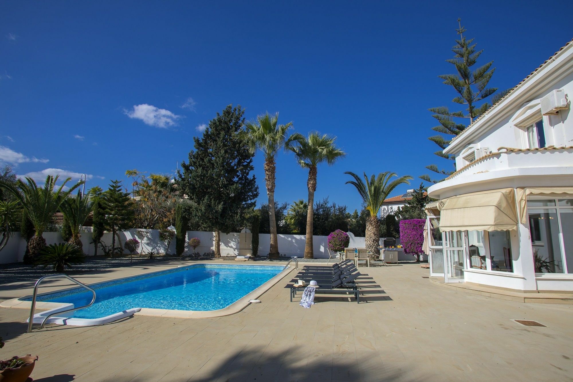 Villa Georgia Pernera Екстер'єр фото